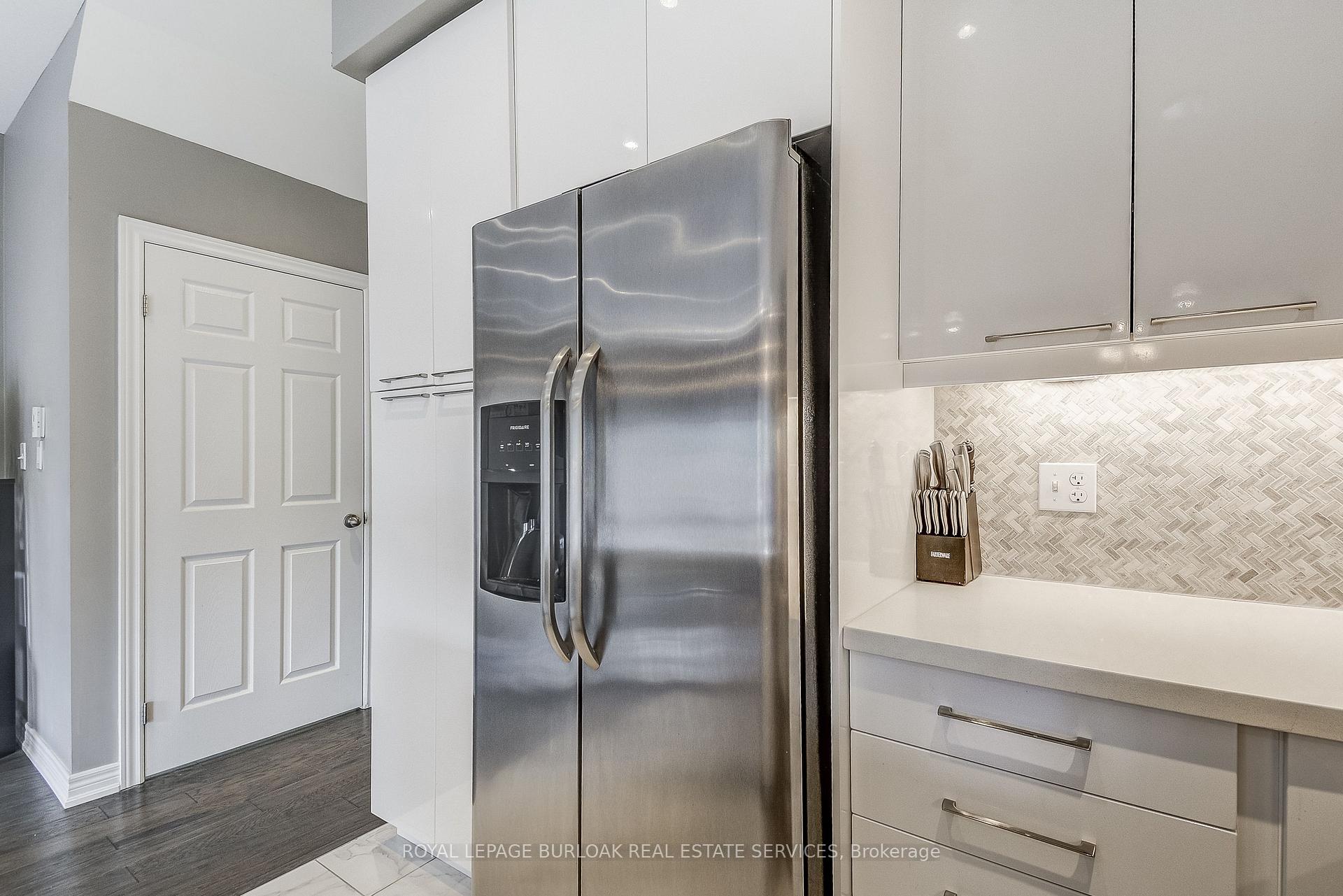 Photo 29 of Unit 30, 21 Madonna Drive, Hamilton, Carpenter — HOMEH