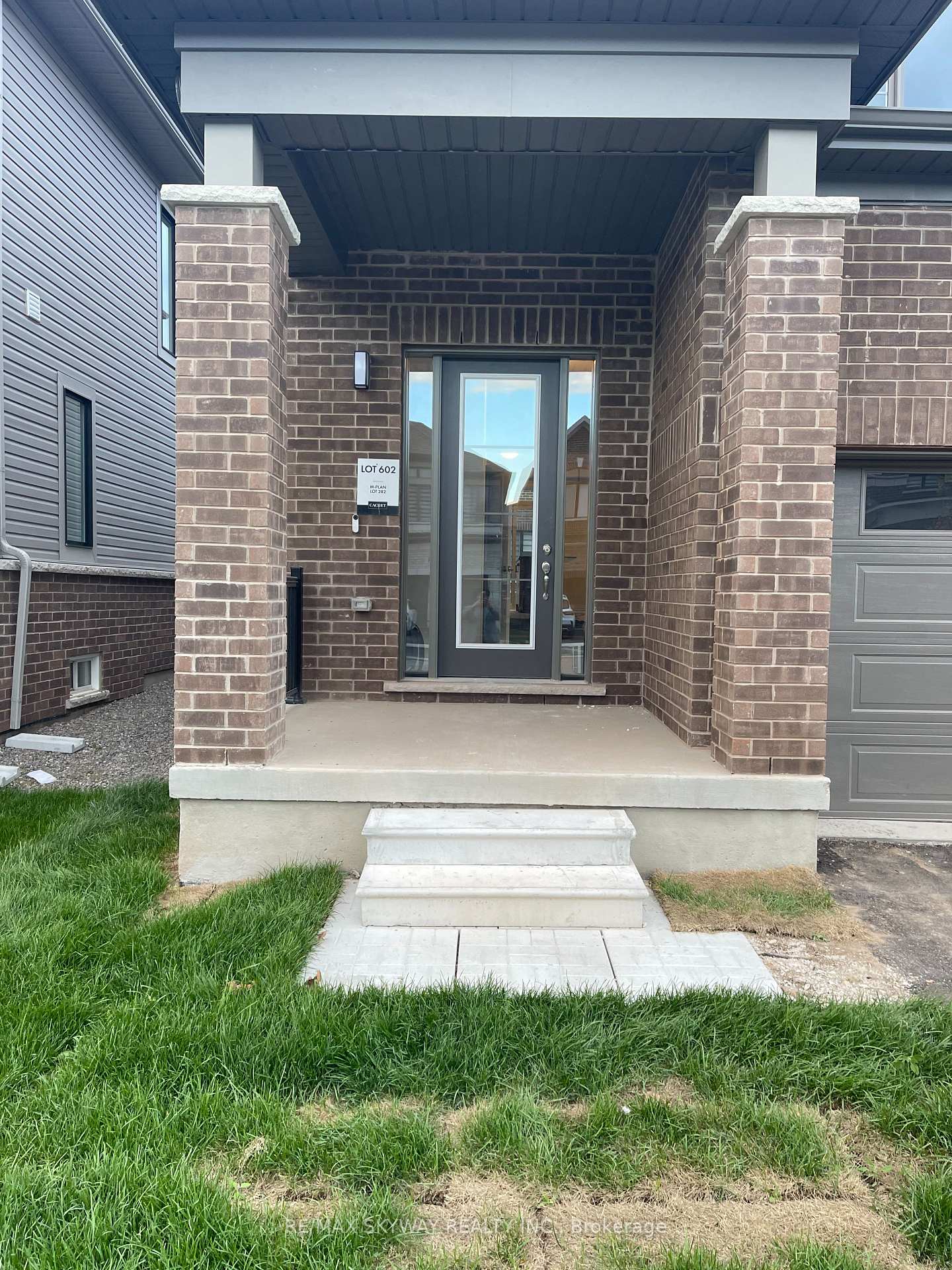 Photo 2 of 32 Gibson Drive, Erin — HOMEH