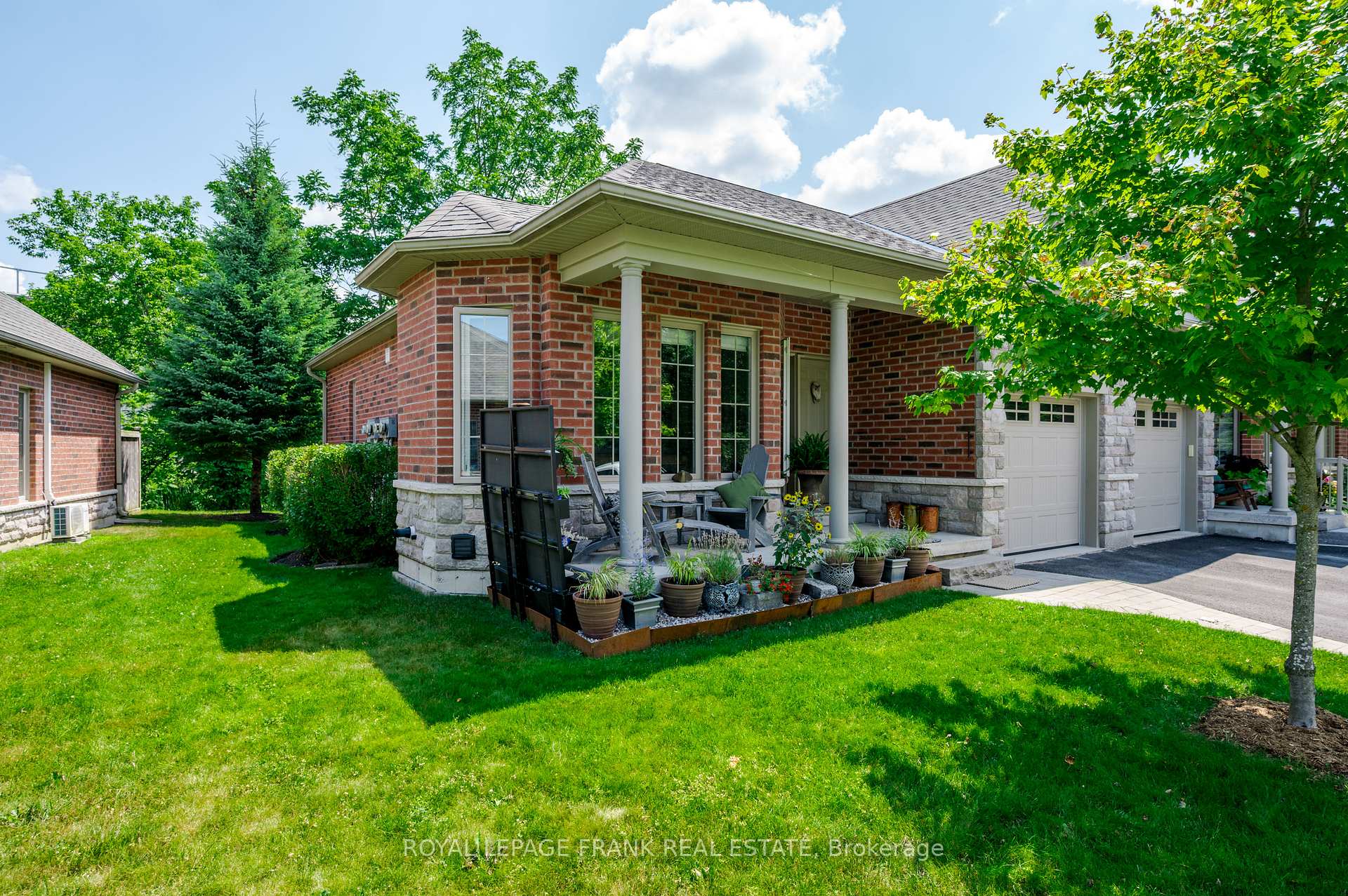 Photo 3 of 17 Wingett Way, Selwyn — HOMEH