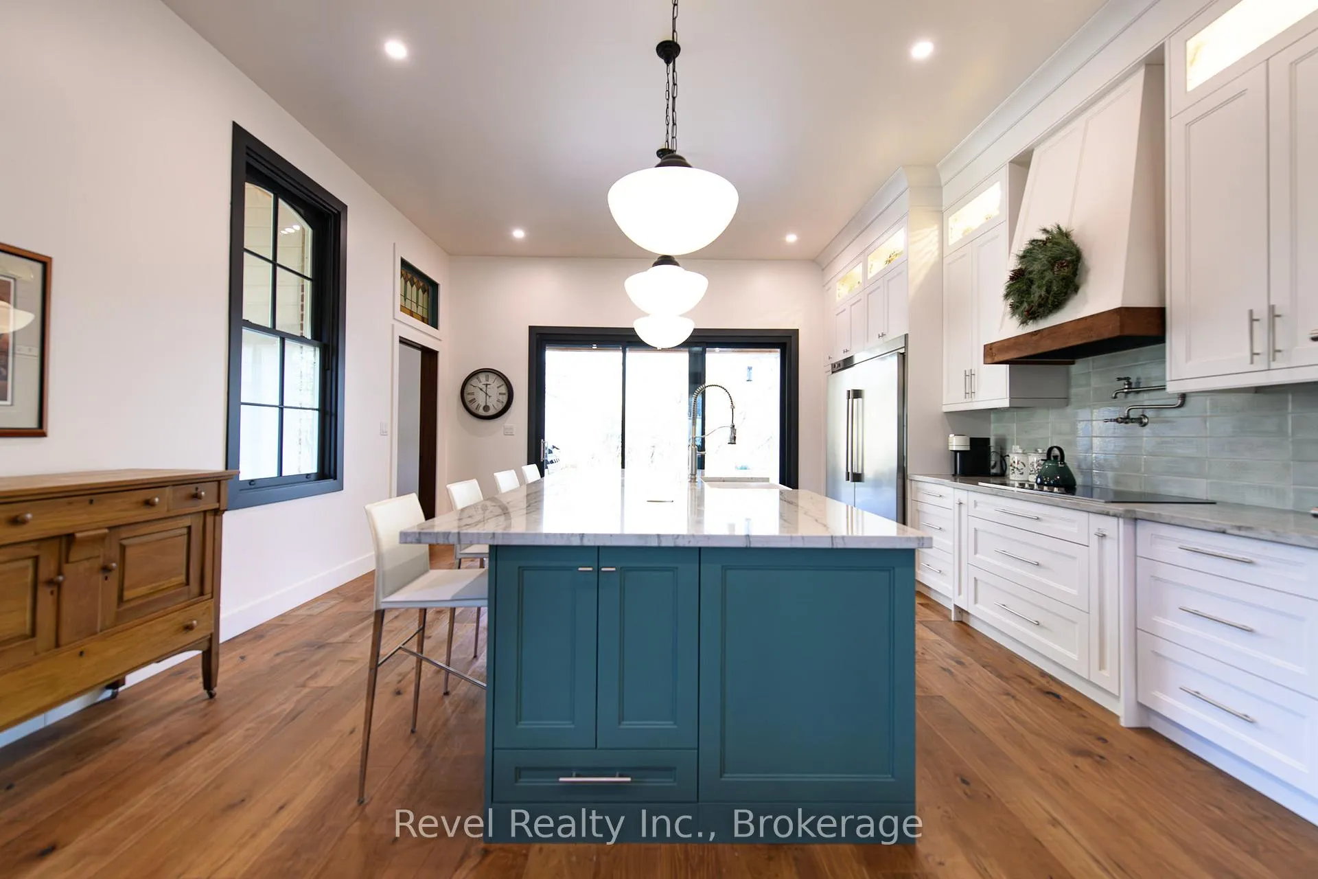 Photo 5 of 2331 N Nottawasaga 6 Concession, Clearview, Batteaux — HOMEH