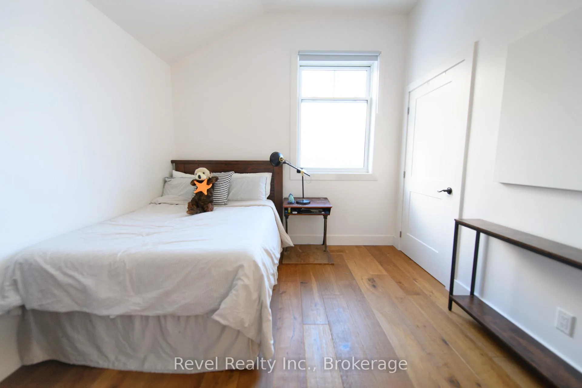Photo 19 of 2331 N Nottawasaga 6 Concession, Clearview, Batteaux — HOMEH