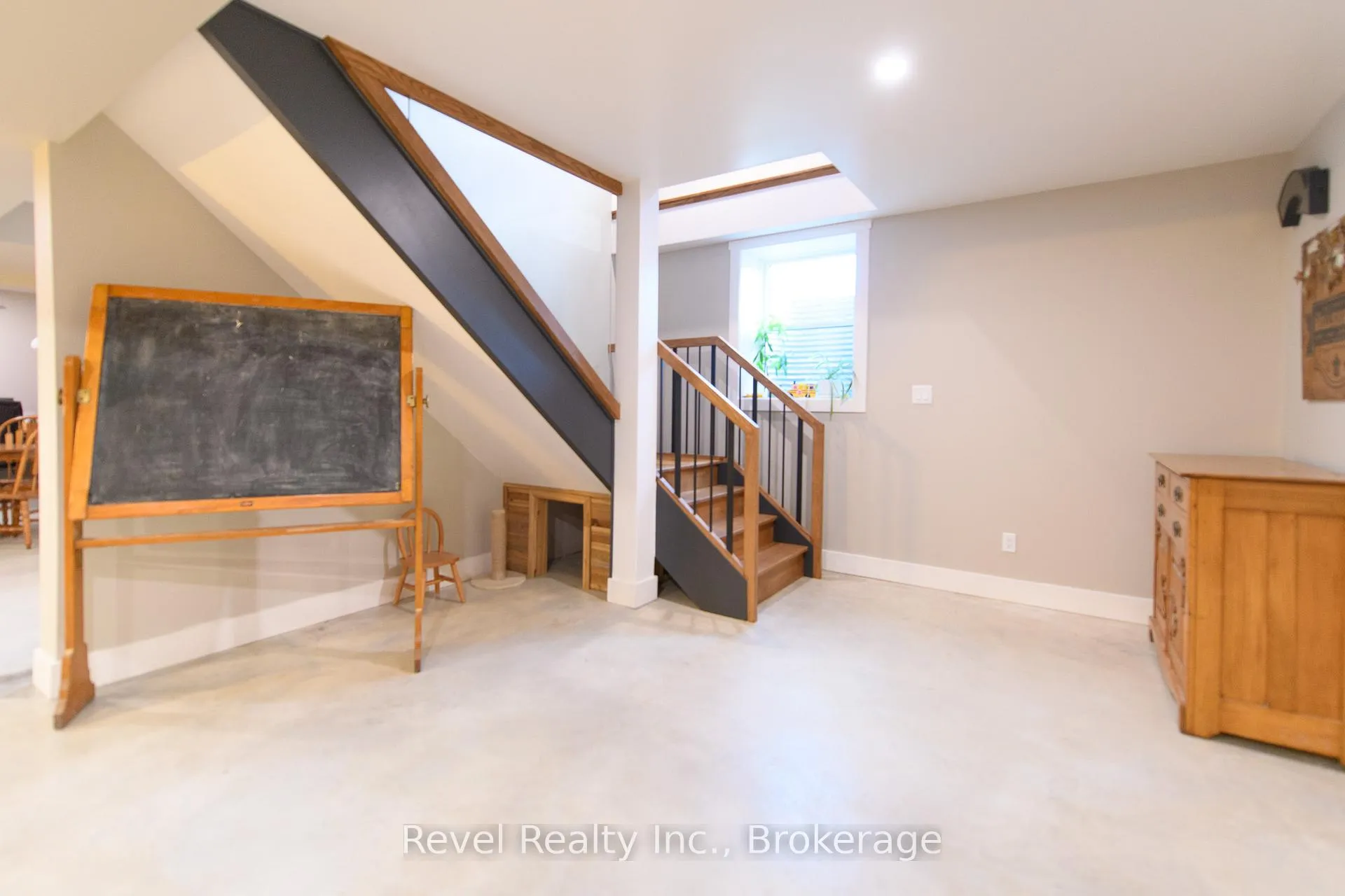 Photo 22 of 2331 N Nottawasaga 6 Concession, Clearview, Batteaux — HOMEH