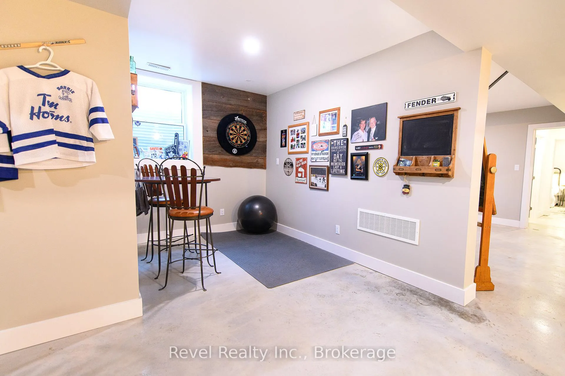 Photo 23 of 2331 N Nottawasaga 6 Concession, Clearview, Batteaux — HOMEH
