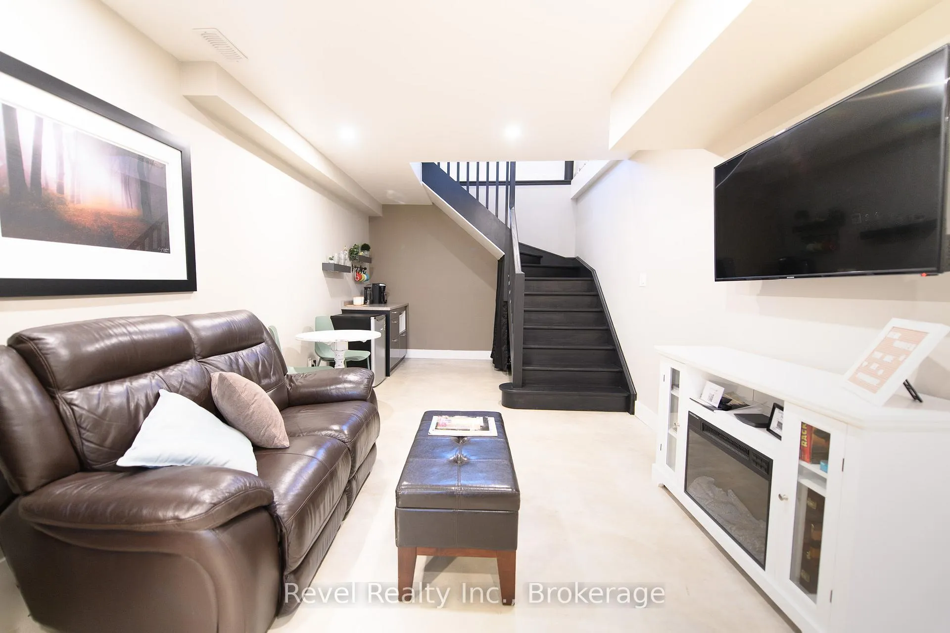 Photo 29 of 2331 N Nottawasaga 6 Concession, Clearview, Batteaux — HOMEH
