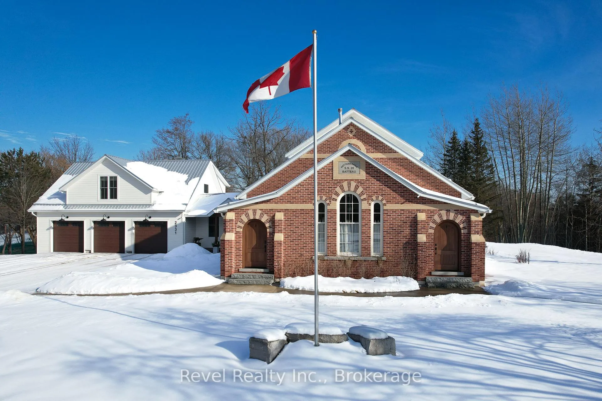 Photo 1 of 2331 N Nottawasaga 6 Concession, Clearview, Batteaux — HOMEH