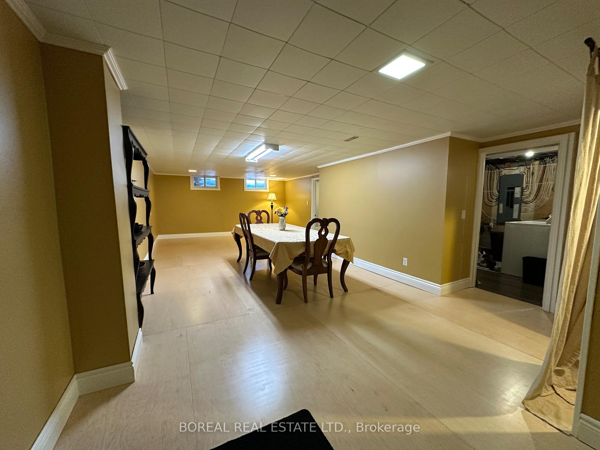 Photo 23 of 427 Third Street E, Cochrane — HOMEH