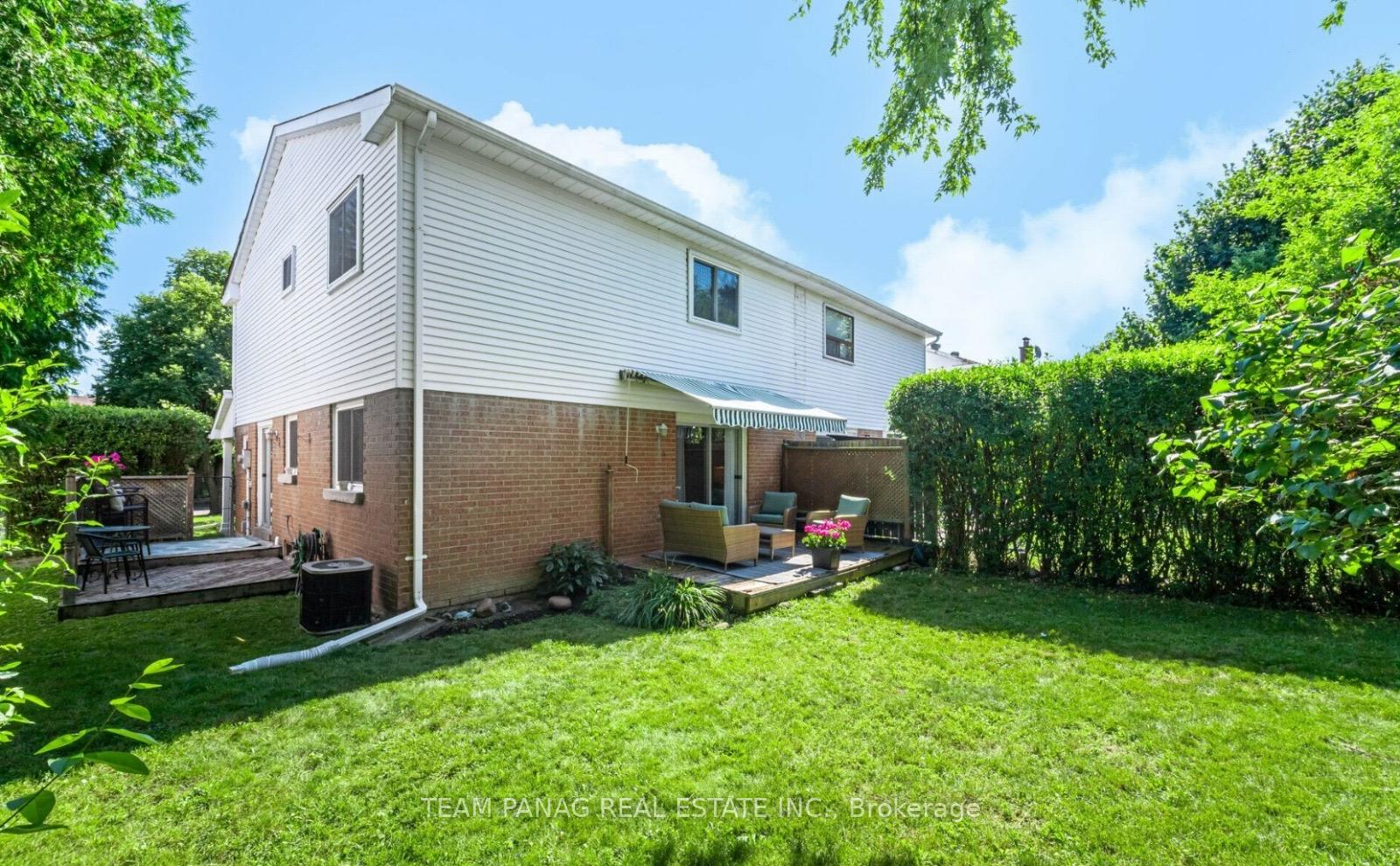 Photo 3 of 56 Judith Crescent, Brampton, Northgate — HOMEH