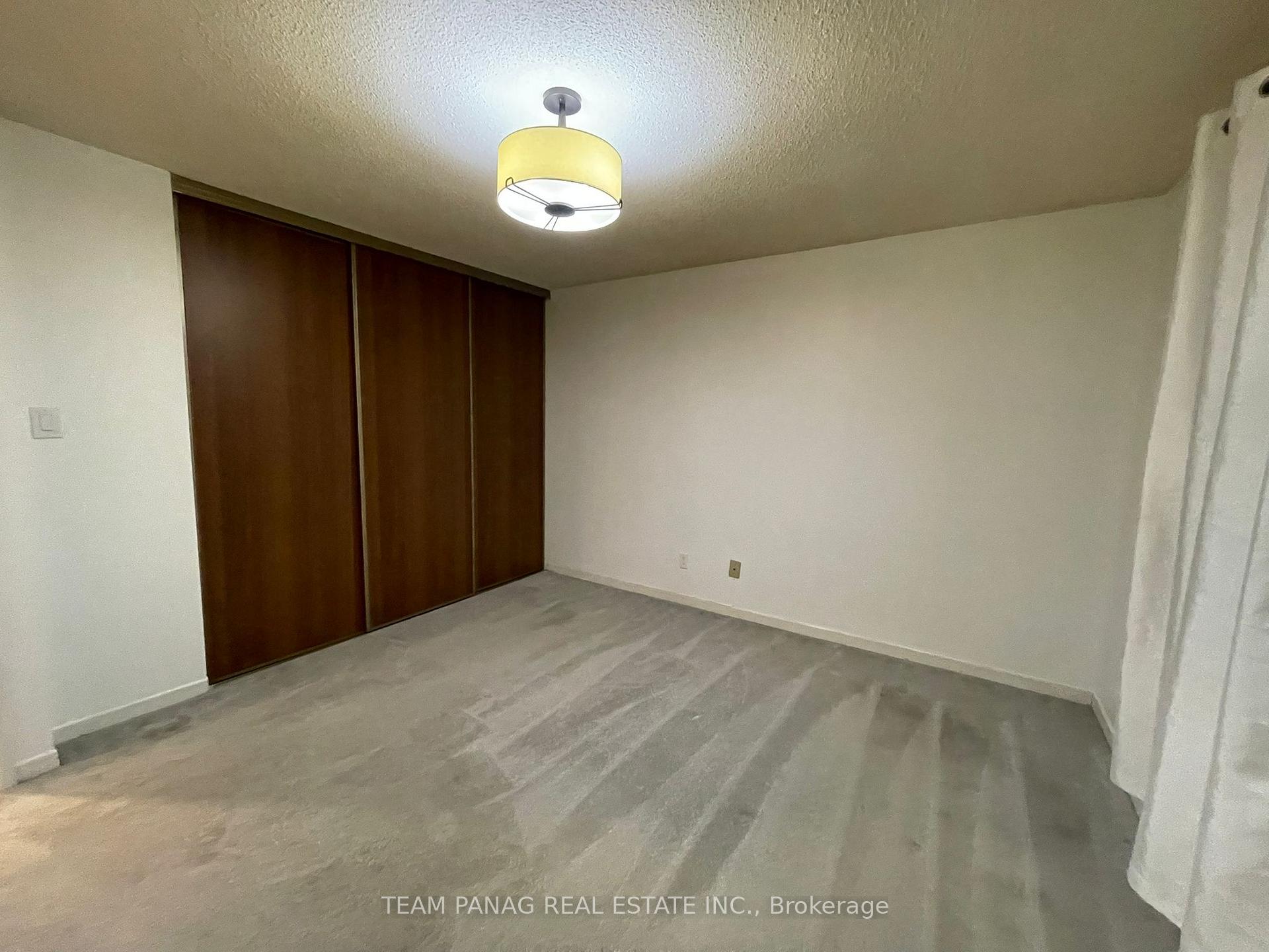 Photo 19 of 56 Judith Crescent, Brampton, Northgate — HOMEH