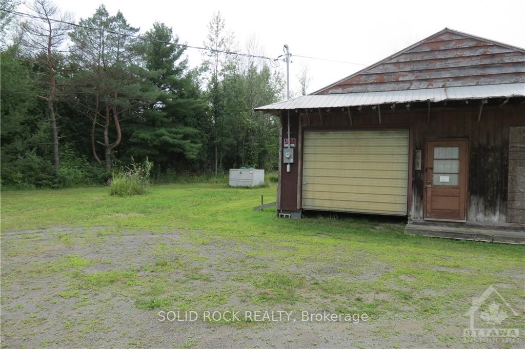 Photo 4 of 2102 County Rd 44, Edwardsburgh/Cardinal, Edwardsburgh/Cardinal Twp — HOMEH