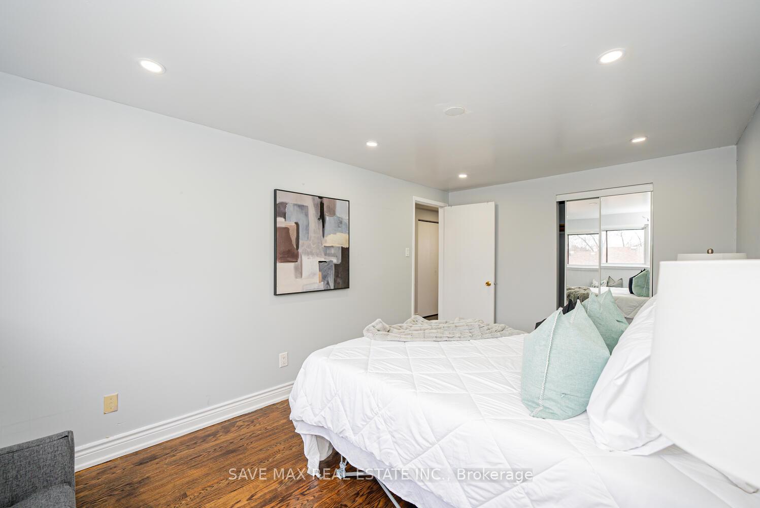 Photo 13 of 282 Fleetwood Crescent, Brampton, Southgate — HOMEH