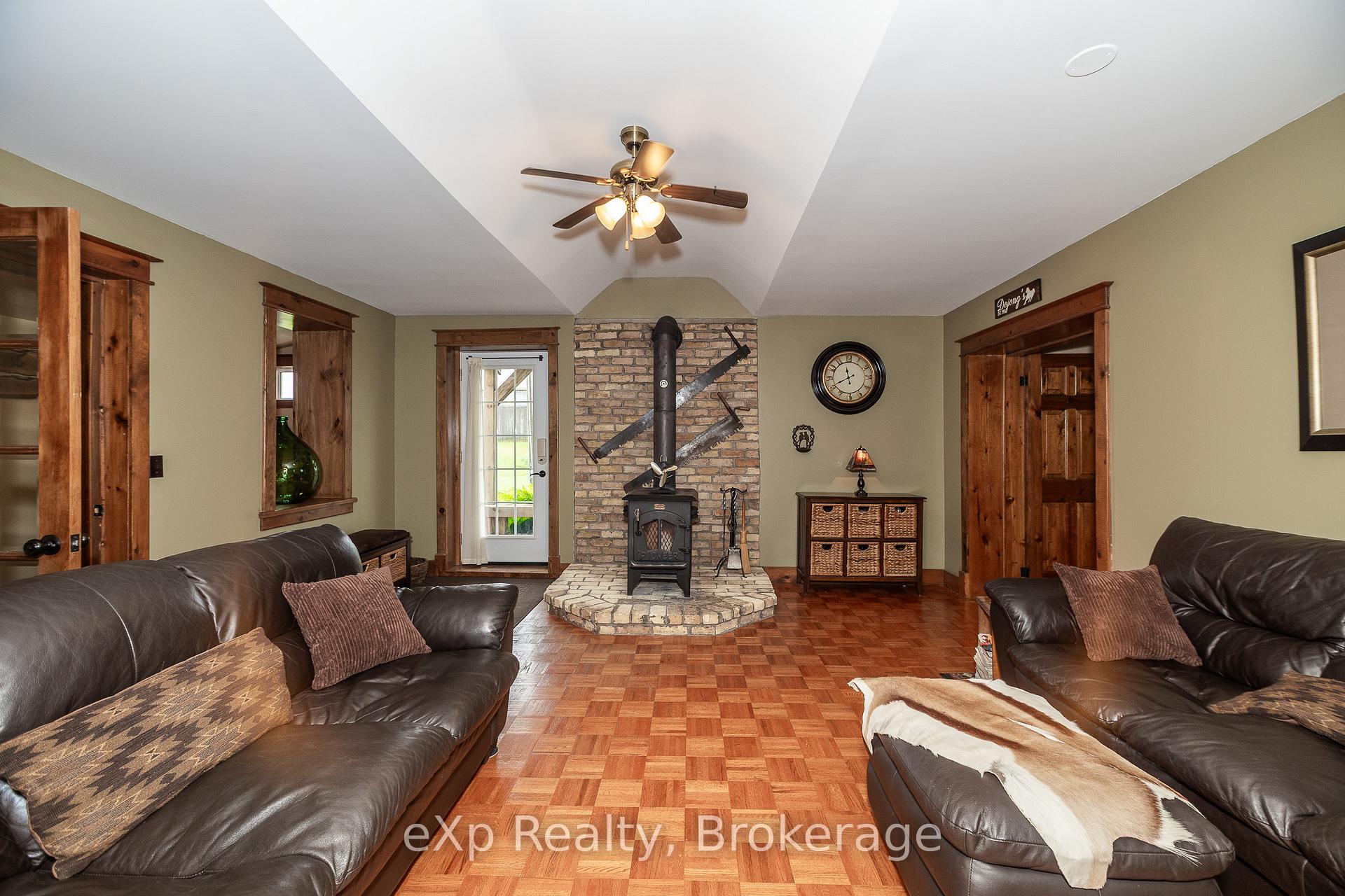 Photo 18 of 701768 5 Side Road, Chatsworth — HOMEH