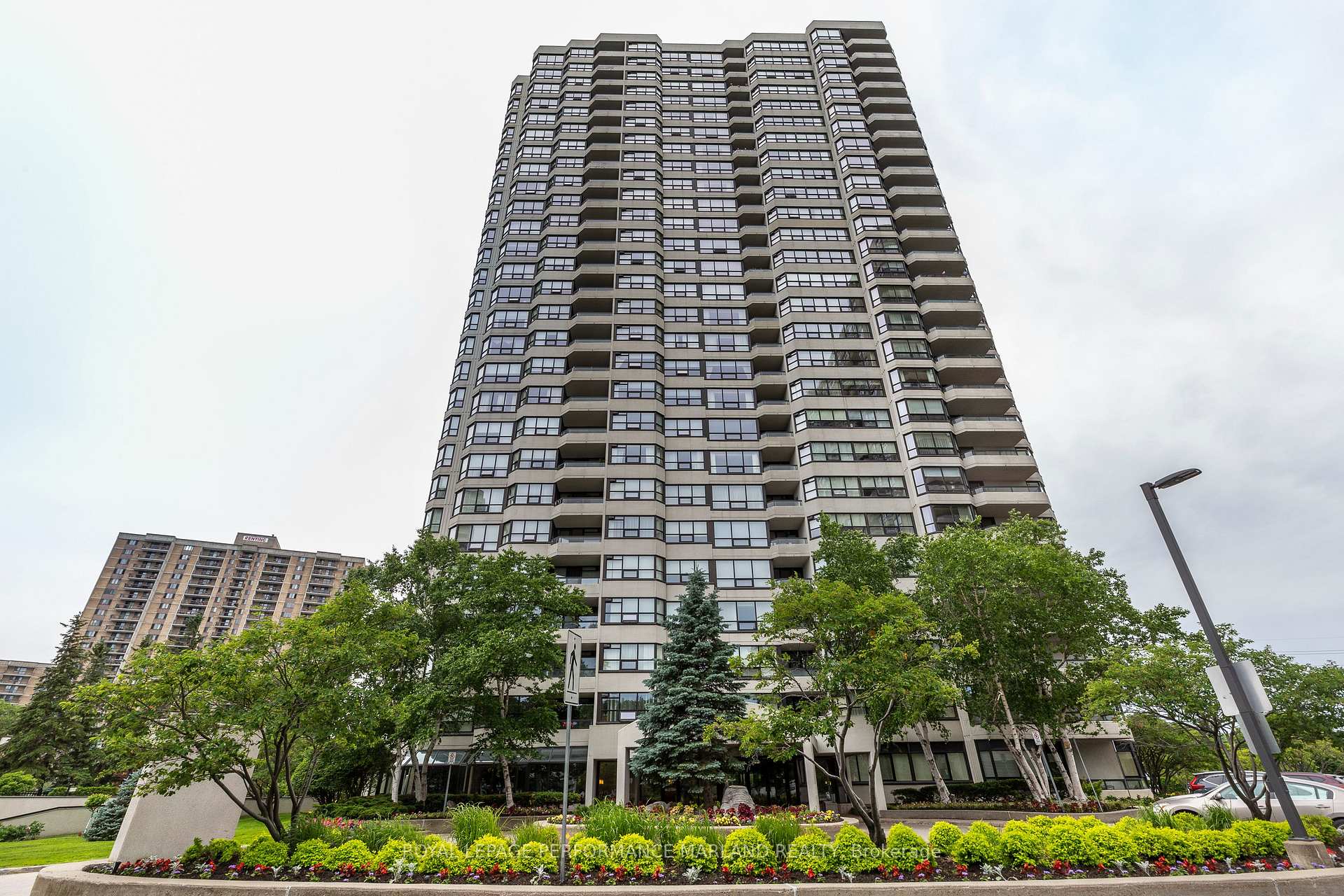 Photo 1 of Unit 2007, 1510 Riverside Drive, Ottawa, Riverview Park — HOMEH