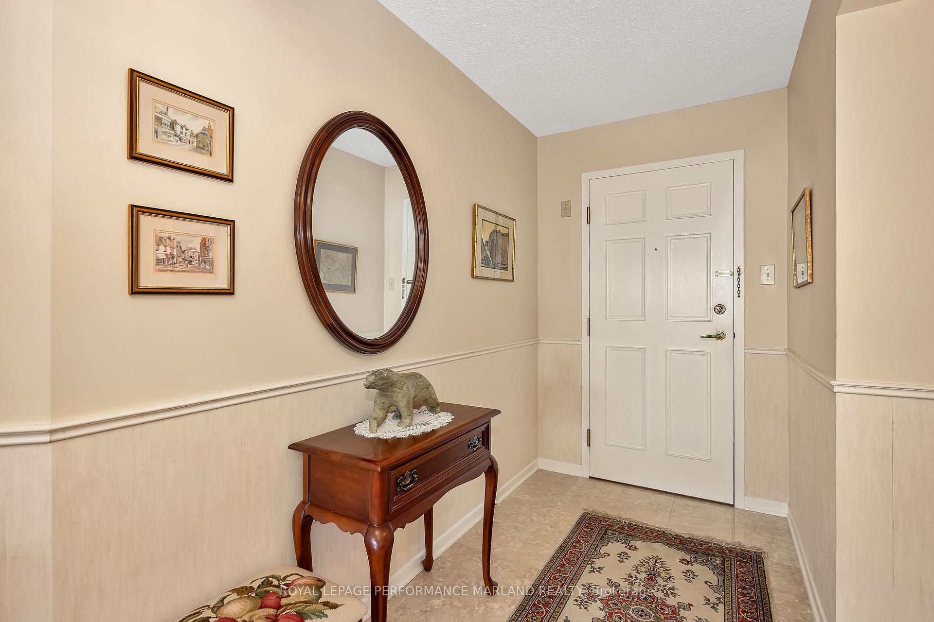 Photo 2 of Unit 2007, 1510 Riverside Drive, Ottawa, Riverview Park — HOMEH
