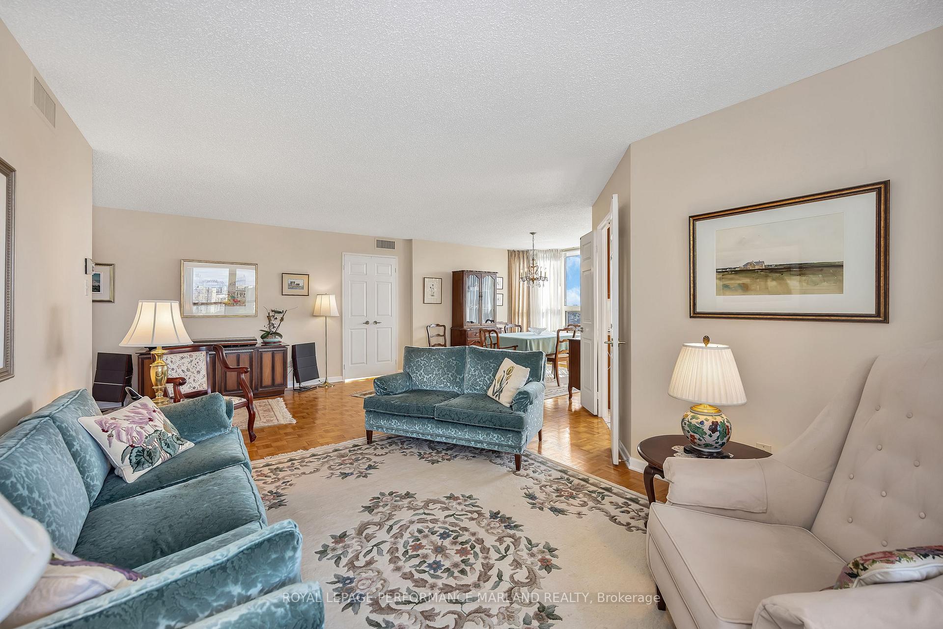 Photo 5 of Unit 2007, 1510 Riverside Drive, Ottawa, Riverview Park — HOMEH