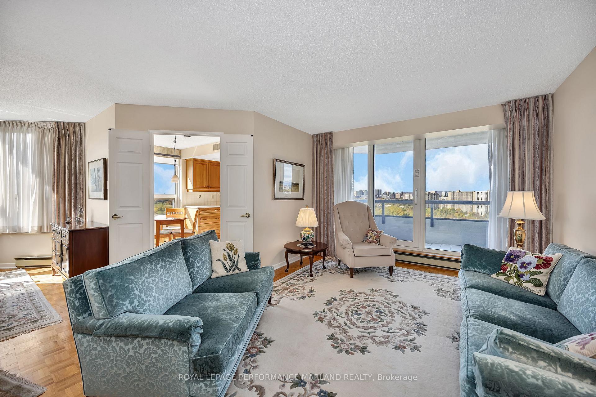 Photo 6 of Unit 2007, 1510 Riverside Drive, Ottawa, Riverview Park — HOMEH