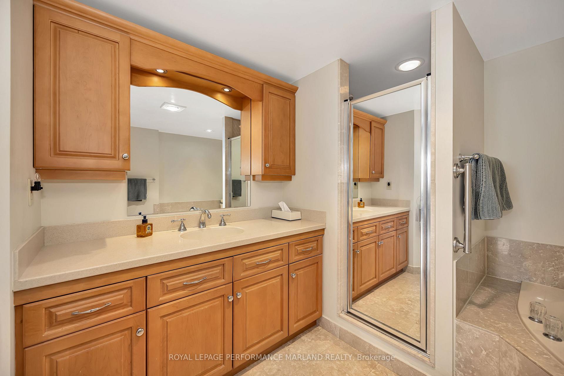 Photo 16 of Unit 2007, 1510 Riverside Drive, Ottawa, Riverview Park — HOMEH