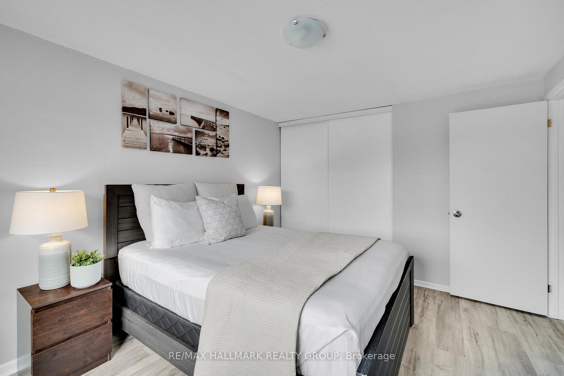 Photo 19 of Unit B, 479 Moodie Drive, Ottawa, Arbeatha Park — HOMEH