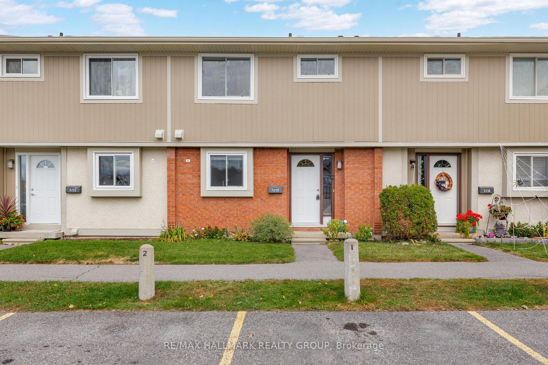 Photo 2 of Unit B, 479 Moodie Drive, Ottawa, Arbeatha Park — HOMEH