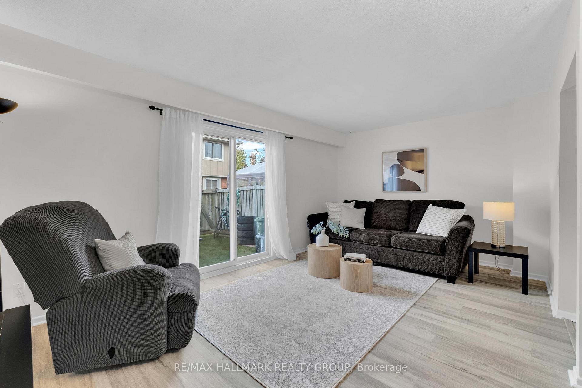 Photo 32 of Unit B, 479 Moodie Drive, Ottawa, Arbeatha Park — HOMEH