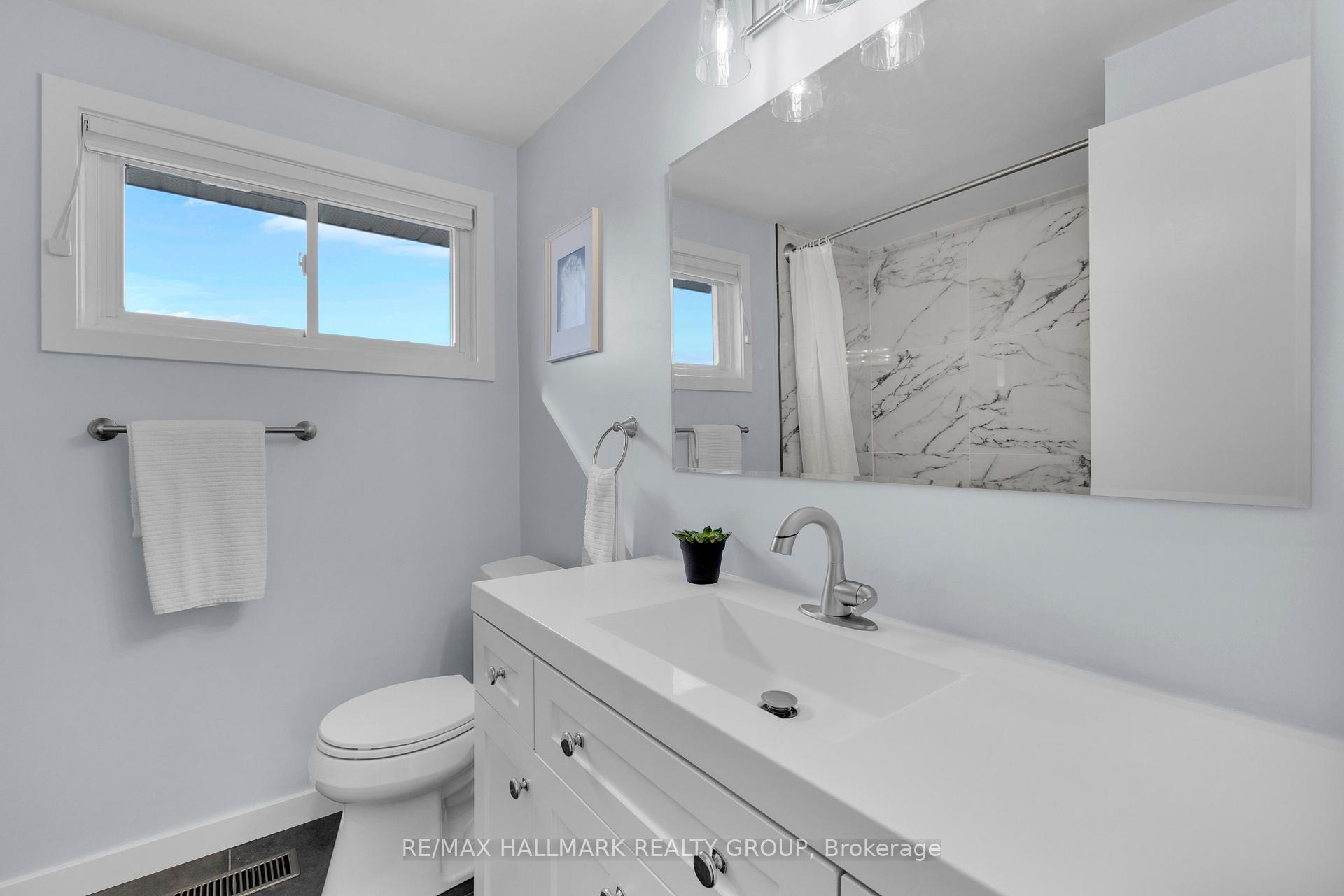 Photo 43 of Unit B, 479 Moodie Drive, Ottawa, Arbeatha Park — HOMEH