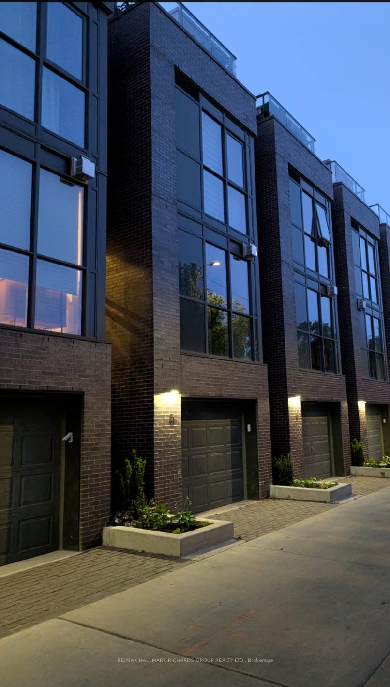 Front of Unit TH2, 1331 Queen Street E