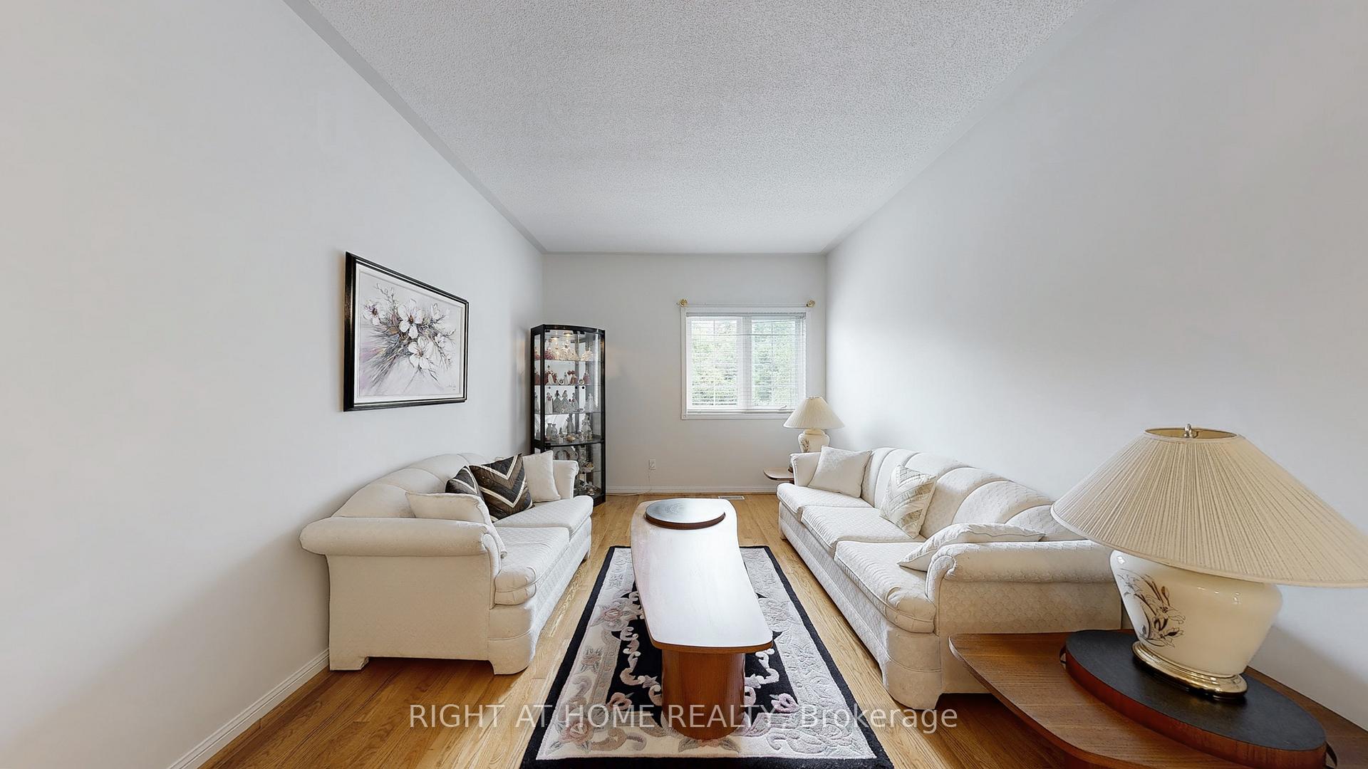 Photo 5 of Unit 51, 1111 Wilson Road N, Oshawa, Pinecrest — HOMEH