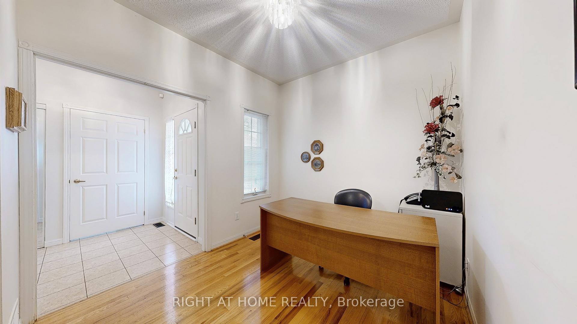 Photo 6 of Unit 51, 1111 Wilson Road N, Oshawa, Pinecrest — HOMEH