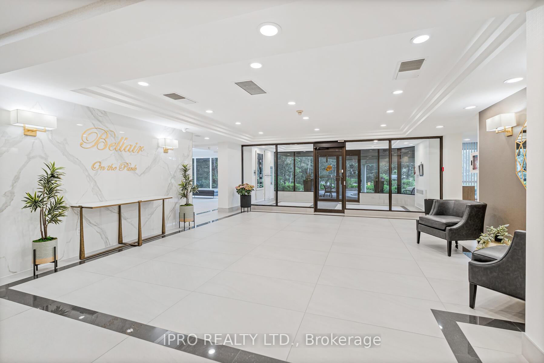 Photo 1 of Unit 901, 22 Hanover Road, Brampton, Queen Street Corridor — HOMEH
