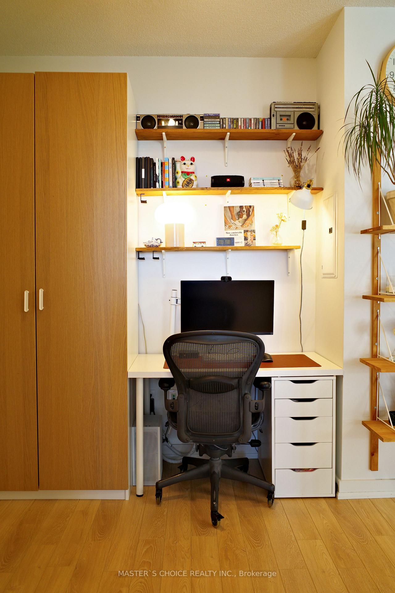 Photo 8 of Unit 3110, 21 Iceboat Terrace, Toronto, Waterfront Communities — HOMEH