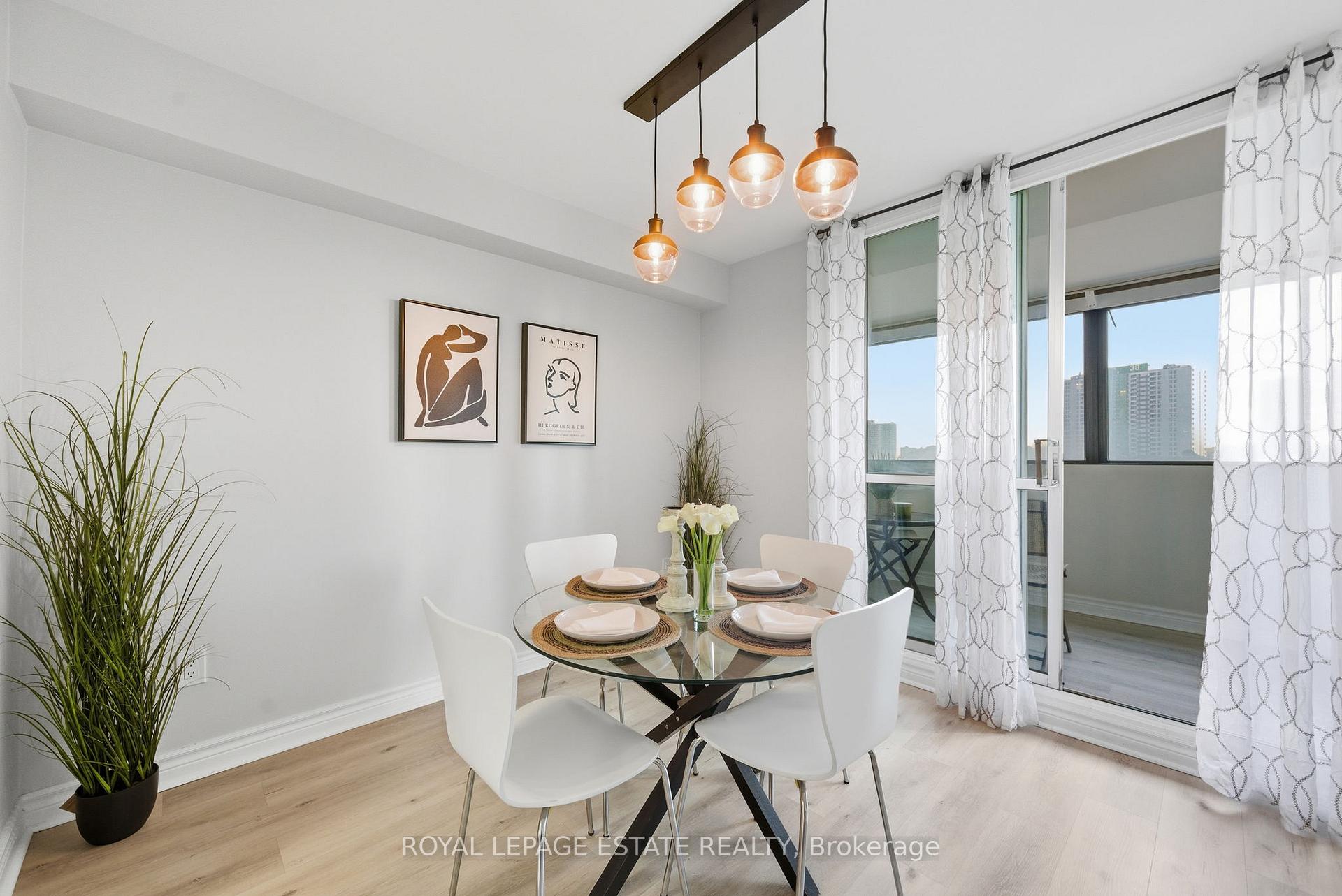 Photo 6 of Unit 709, 5 Massey Square, Toronto, Crescent Town — HOMEH