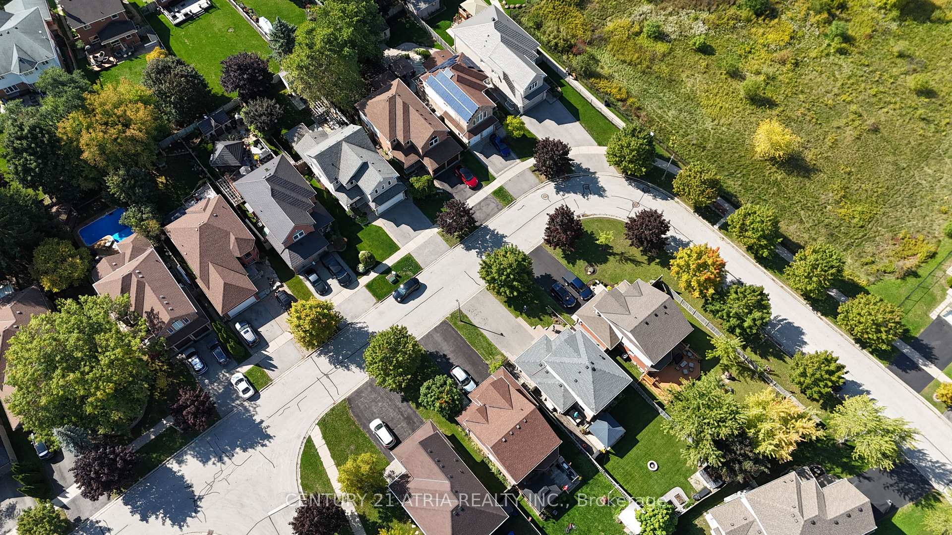 Photo 33 of 85 Burnaby Drive, Georgina, Keswick North — HOMEH