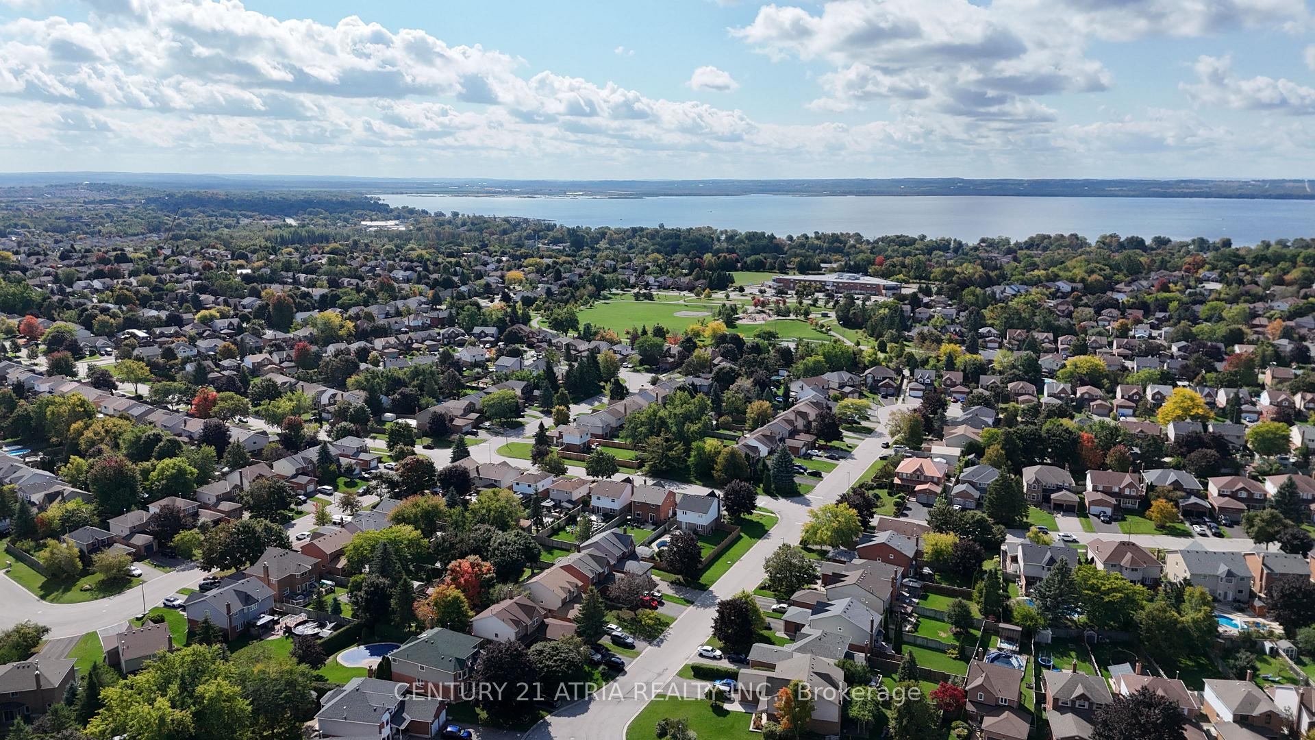 Photo 35 of 85 Burnaby Drive, Georgina, Keswick North — HOMEH