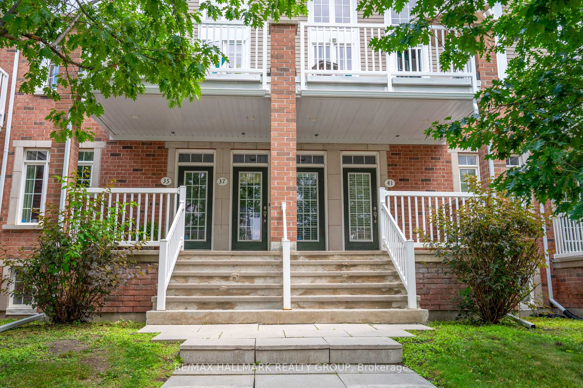 Photo 2 of Unit 39, 39 Hawkstone Gate, Ottawa, Kanata - Beaverbrook — HOMEH