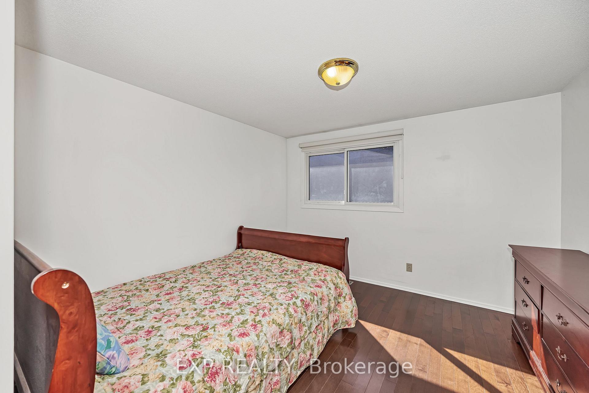 Photo 15 of 266 Woodfield Drive, Ottawa, Tanglewood — HOMEH