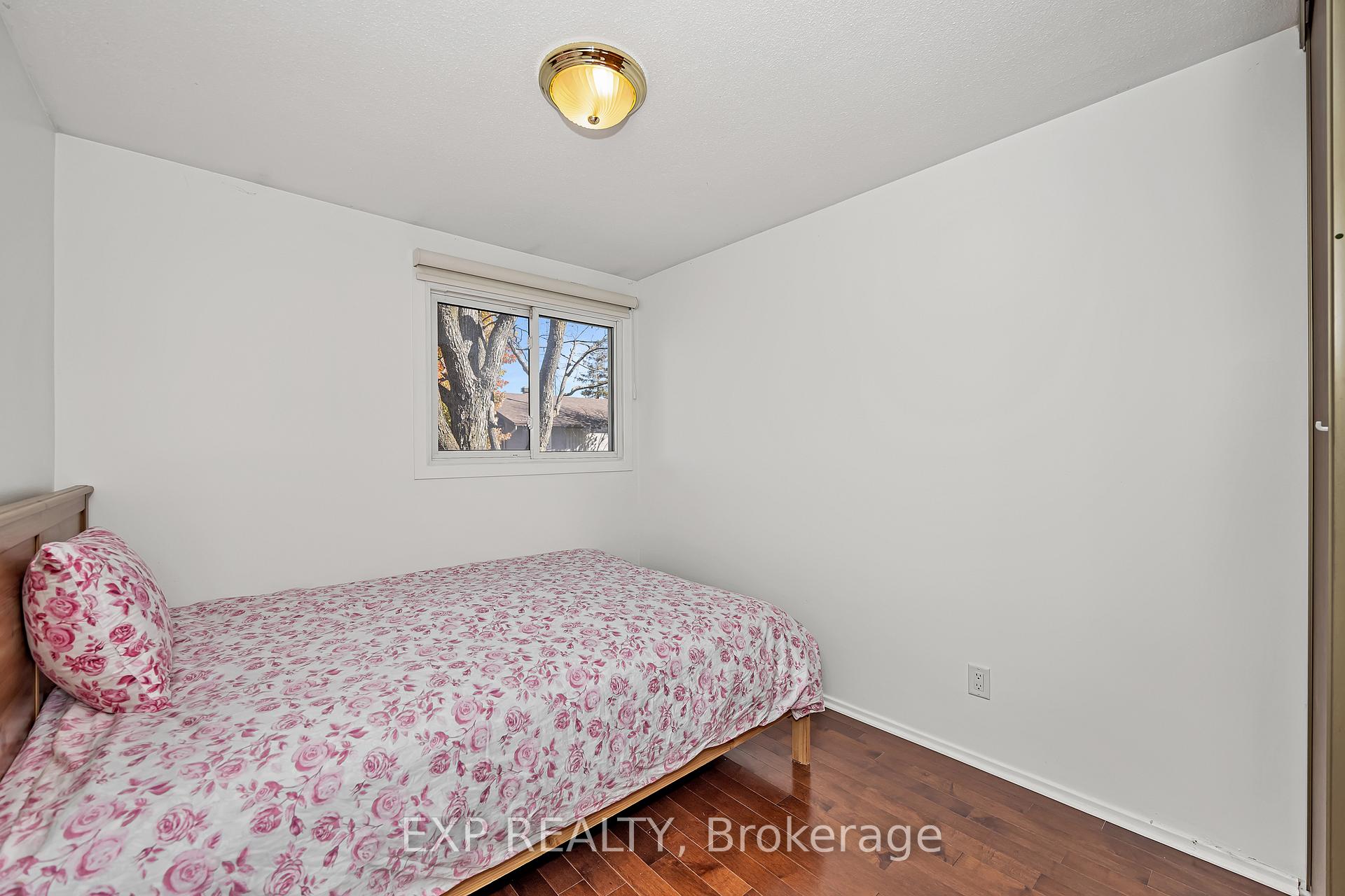 Photo 18 of 266 Woodfield Drive, Ottawa, Tanglewood — HOMEH