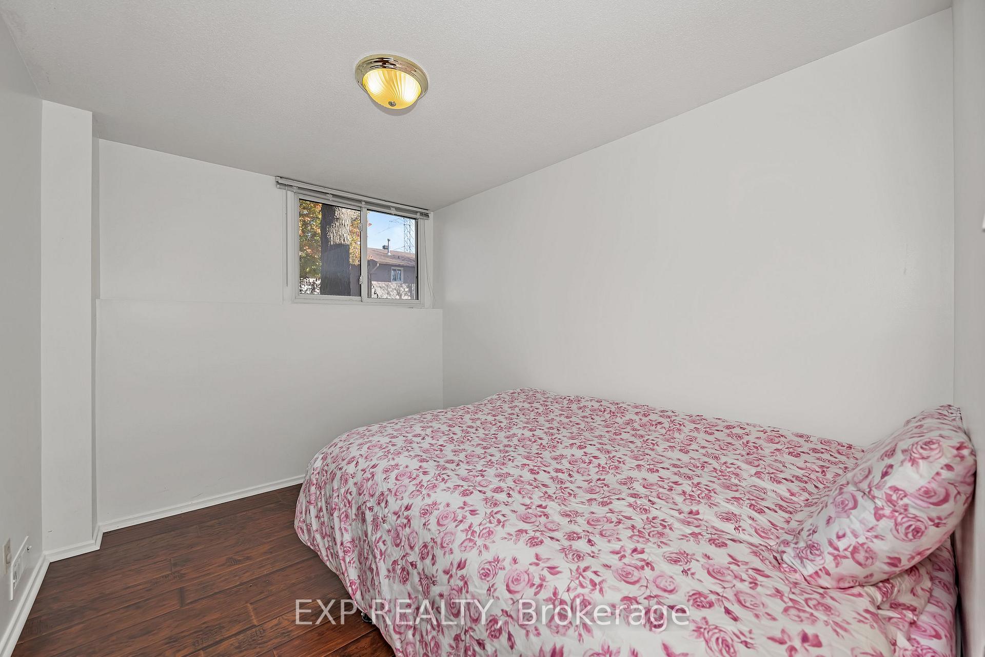 Photo 28 of 266 Woodfield Drive, Ottawa, Tanglewood — HOMEH