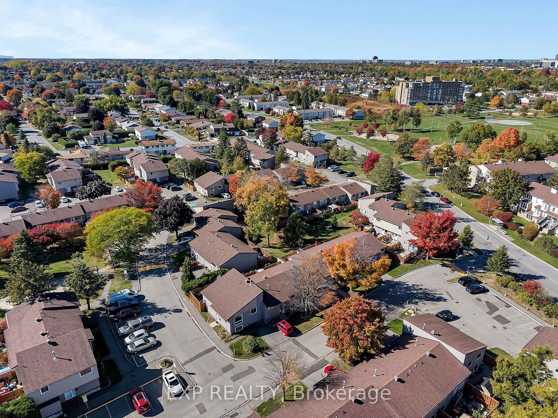 Photo 44 of 266 Woodfield Drive, Ottawa, Tanglewood — HOMEH
