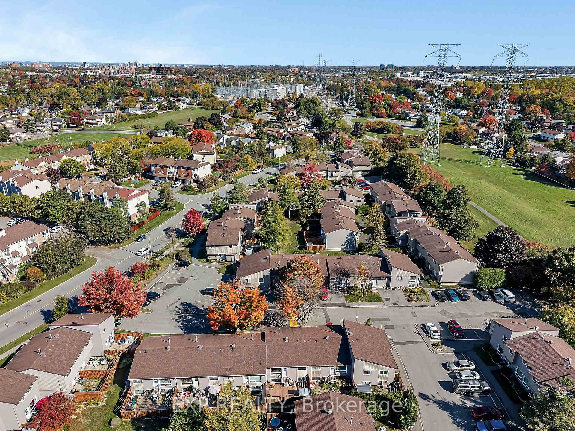 Photo 45 of 266 Woodfield Drive, Ottawa, Tanglewood — HOMEH