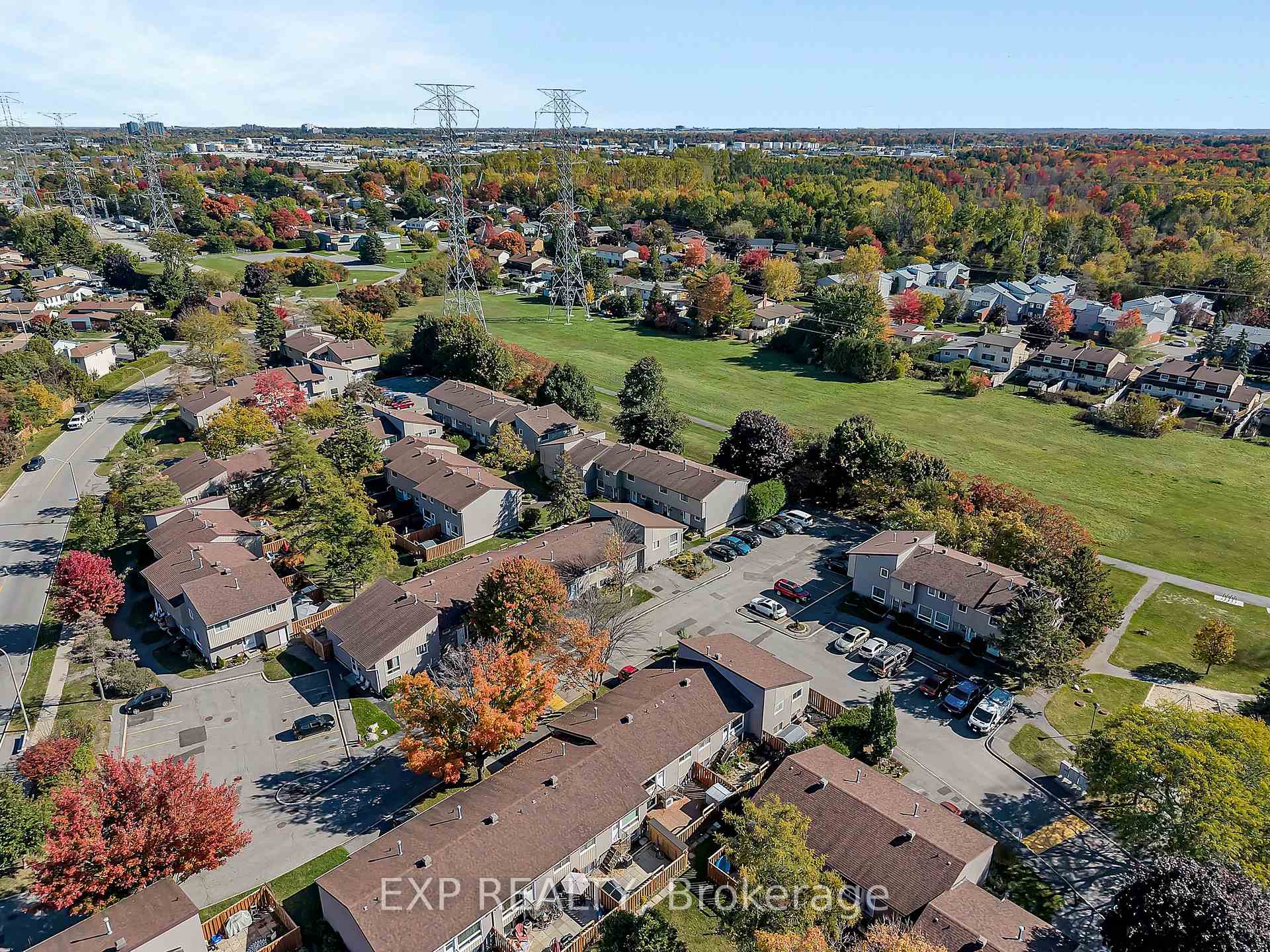 Photo 47 of 266 Woodfield Drive, Ottawa, Tanglewood — HOMEH