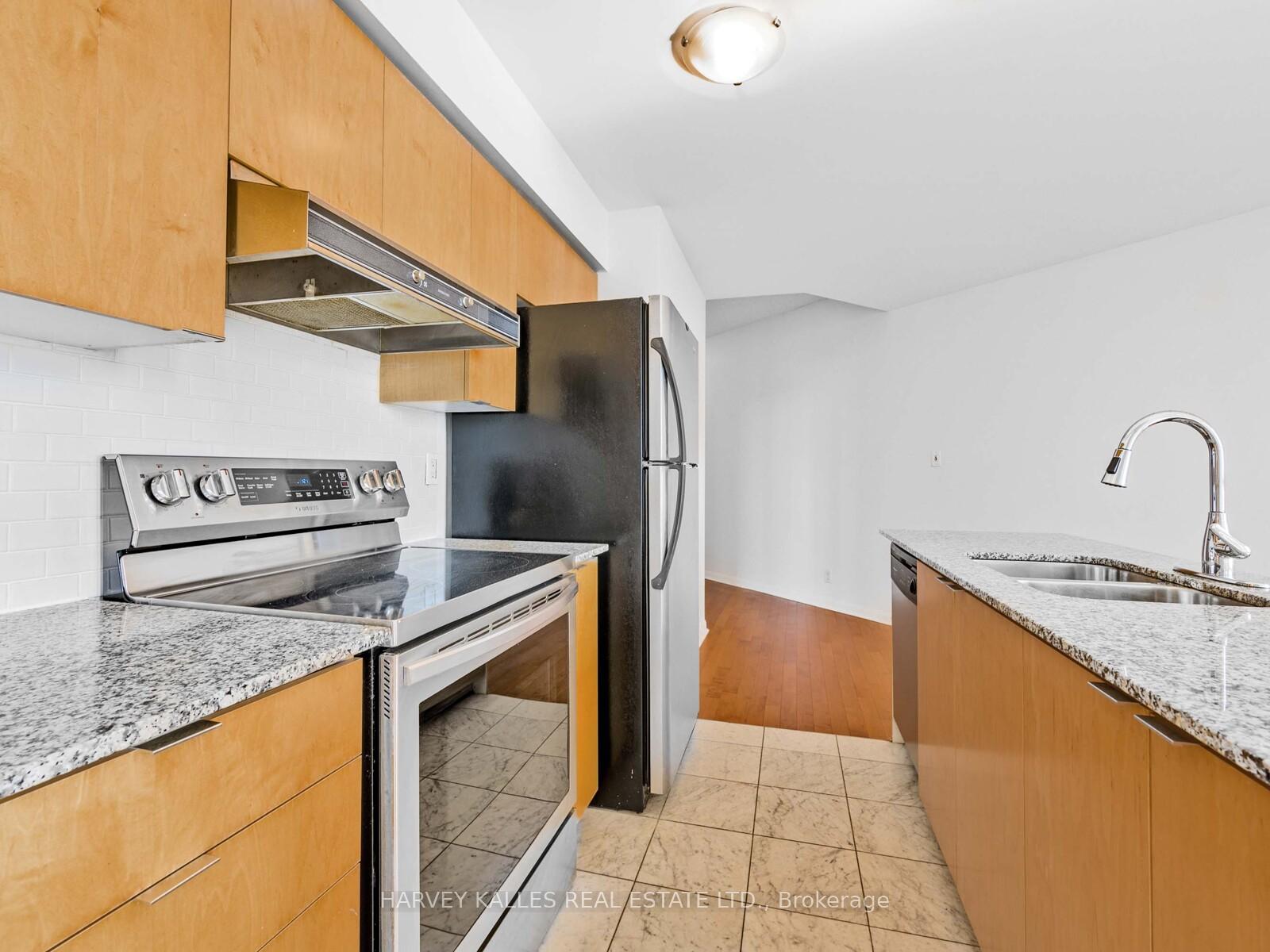 Photo 6 of Unit 1115, 228 Queens Quay W, Toronto, Waterfront Communities — HOMEH