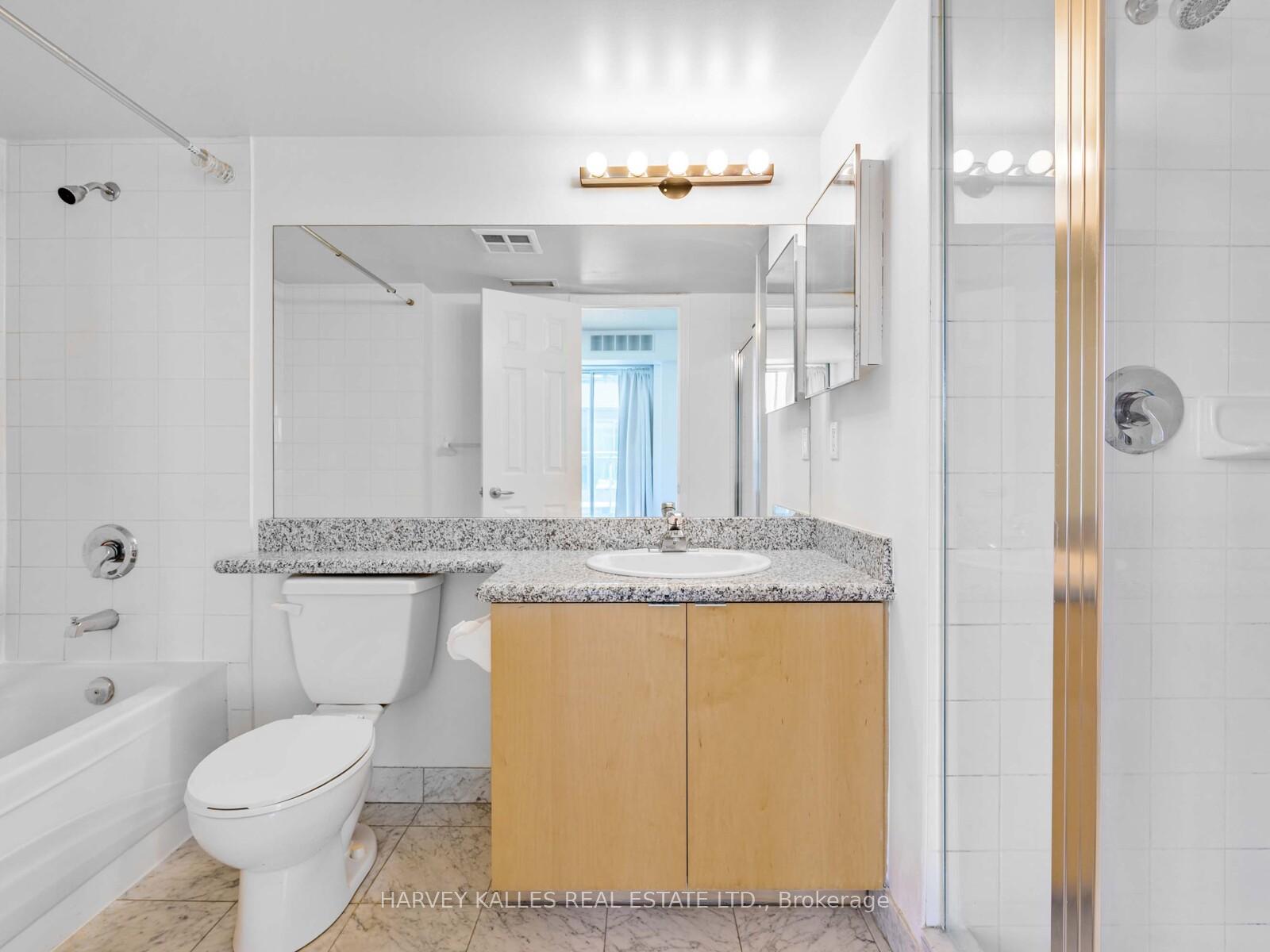 Photo 15 of Unit 1115, 228 Queens Quay W, Toronto, Waterfront Communities — HOMEH