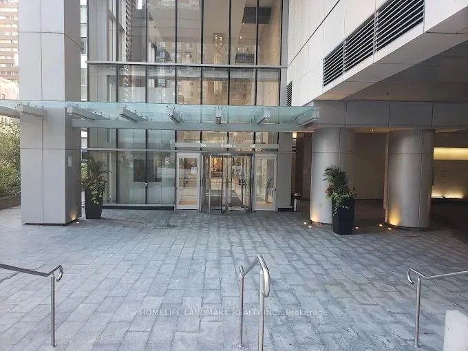 Photo 2 of Unit 1708, 386 Yonge Street, Toronto, Bay Street Corridor — HOMEH