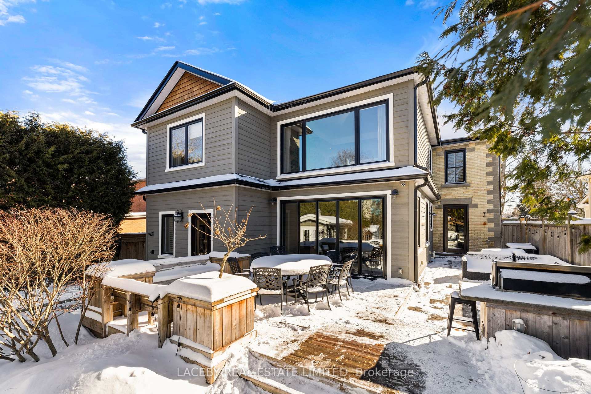 Photo 3 of 62 Tyler Street, Aurora, Aurora Village — HOMEH