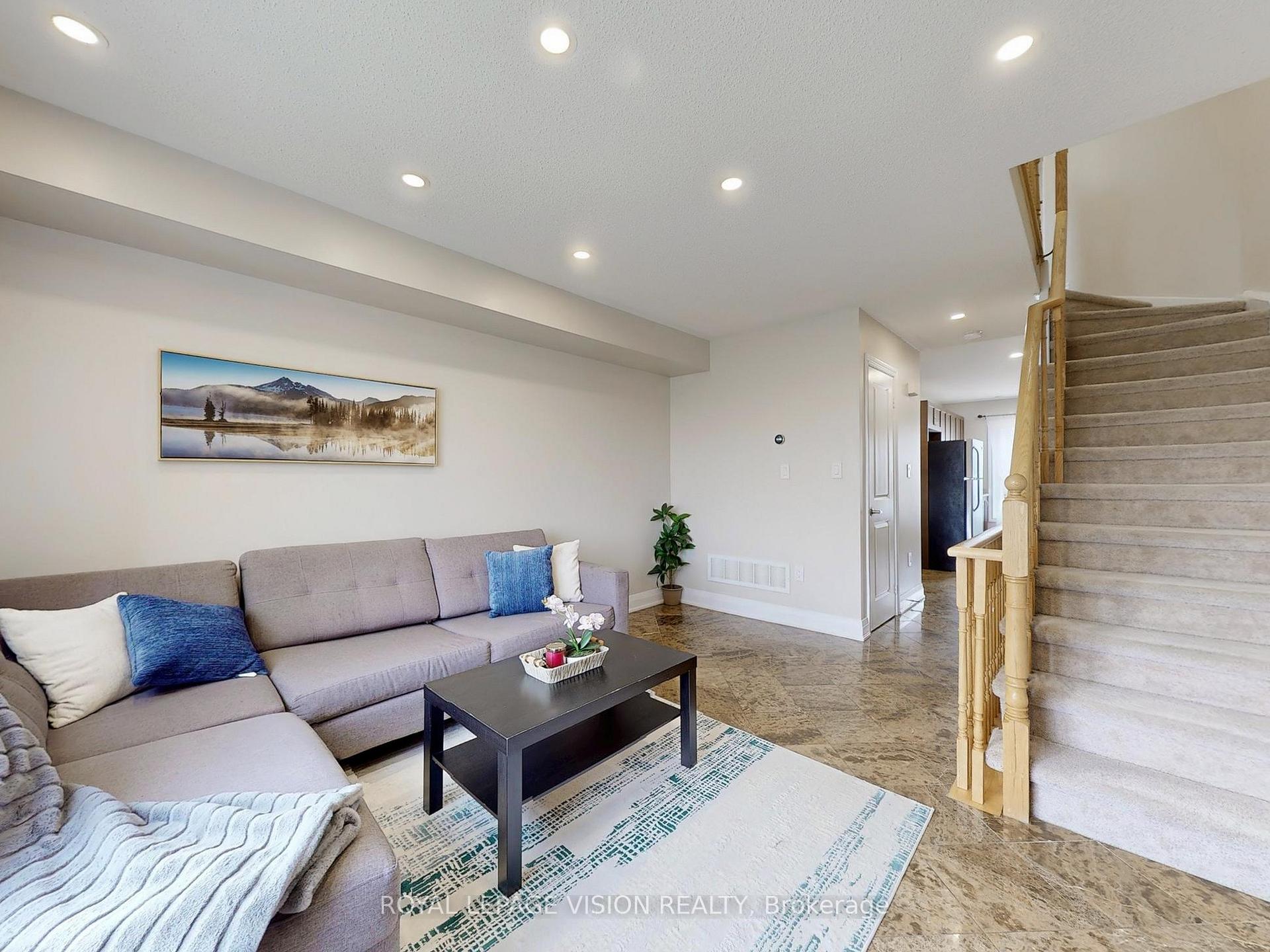 Photo 3 of Unit 62, 28 Soldier Street, Brampton, Northwest Brampton — HOMEH