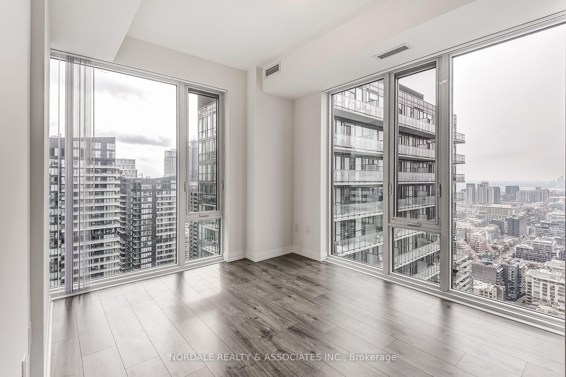 Photo 5 of Unit 3123, 28 Widmer Street, Toronto, Waterfront Communities — HOMEH