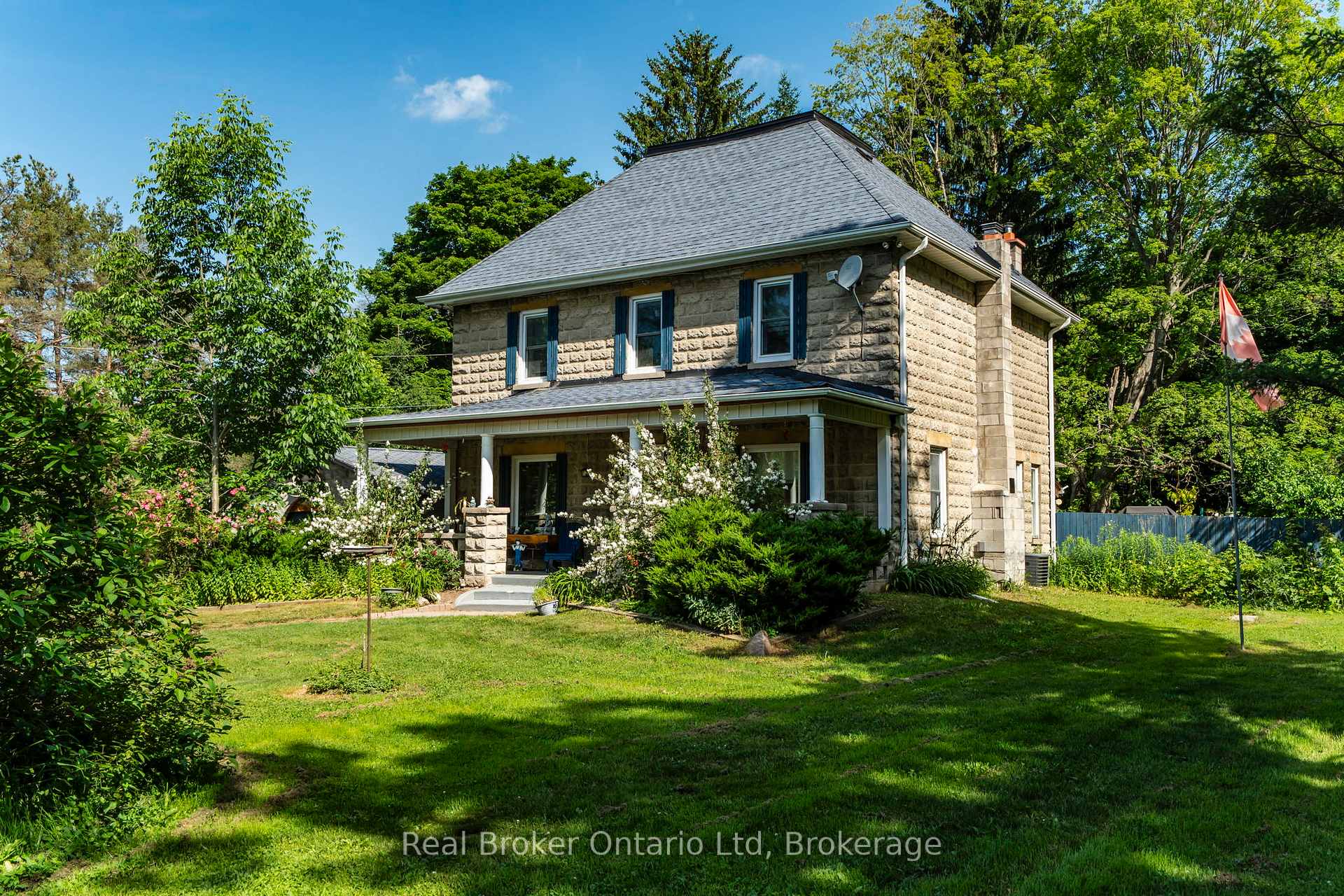Photo 4 of 6550 Camp Hill Road, Essa, Rural Essa — HOMEH