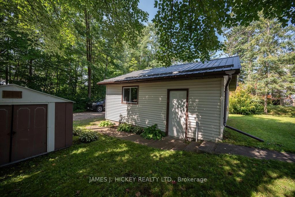 Photo 13 of 11 Wolfe Avenue, Deep River — HOMEH