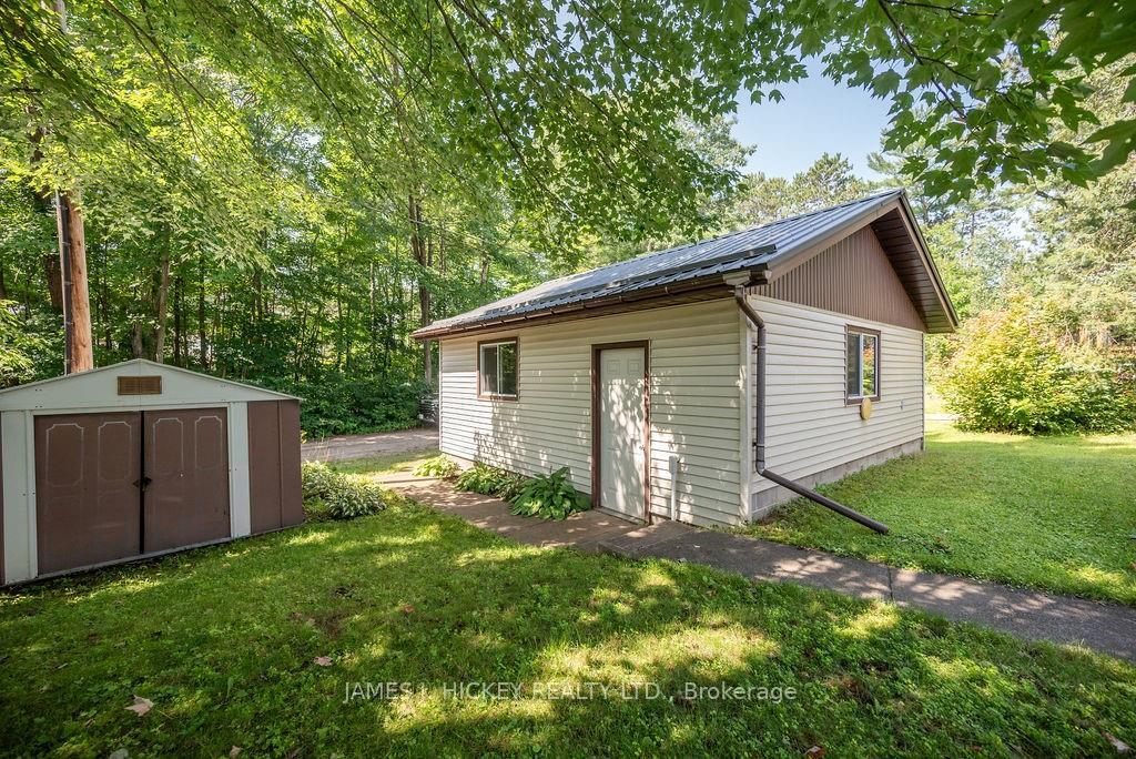 Photo 14 of 11 Wolfe Avenue, Deep River — HOMEH