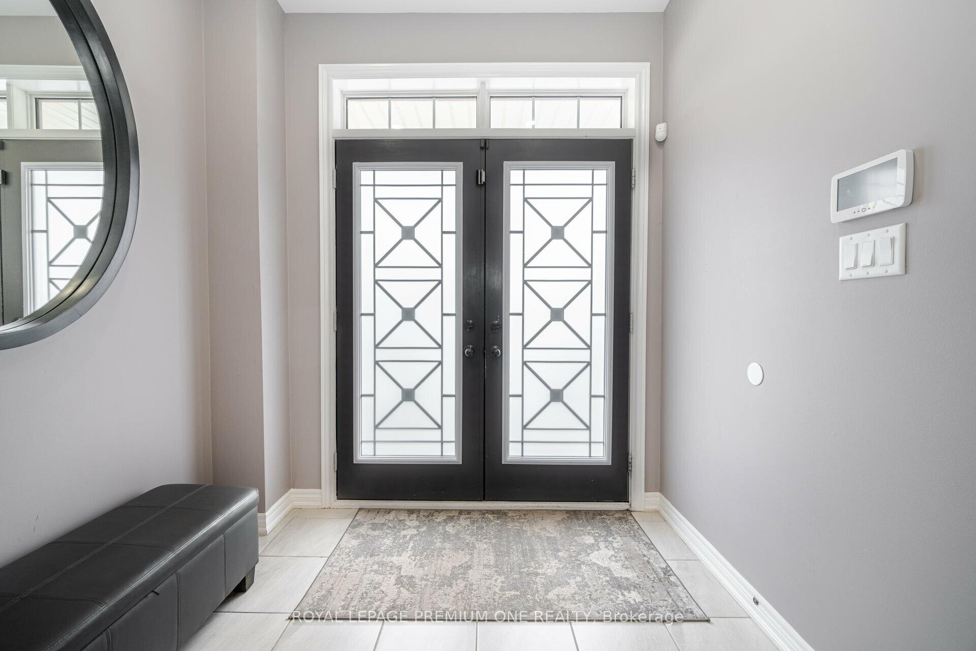 Photo 5 of 110 Morra Avenue, Caledon, Bolton East — HOMEH