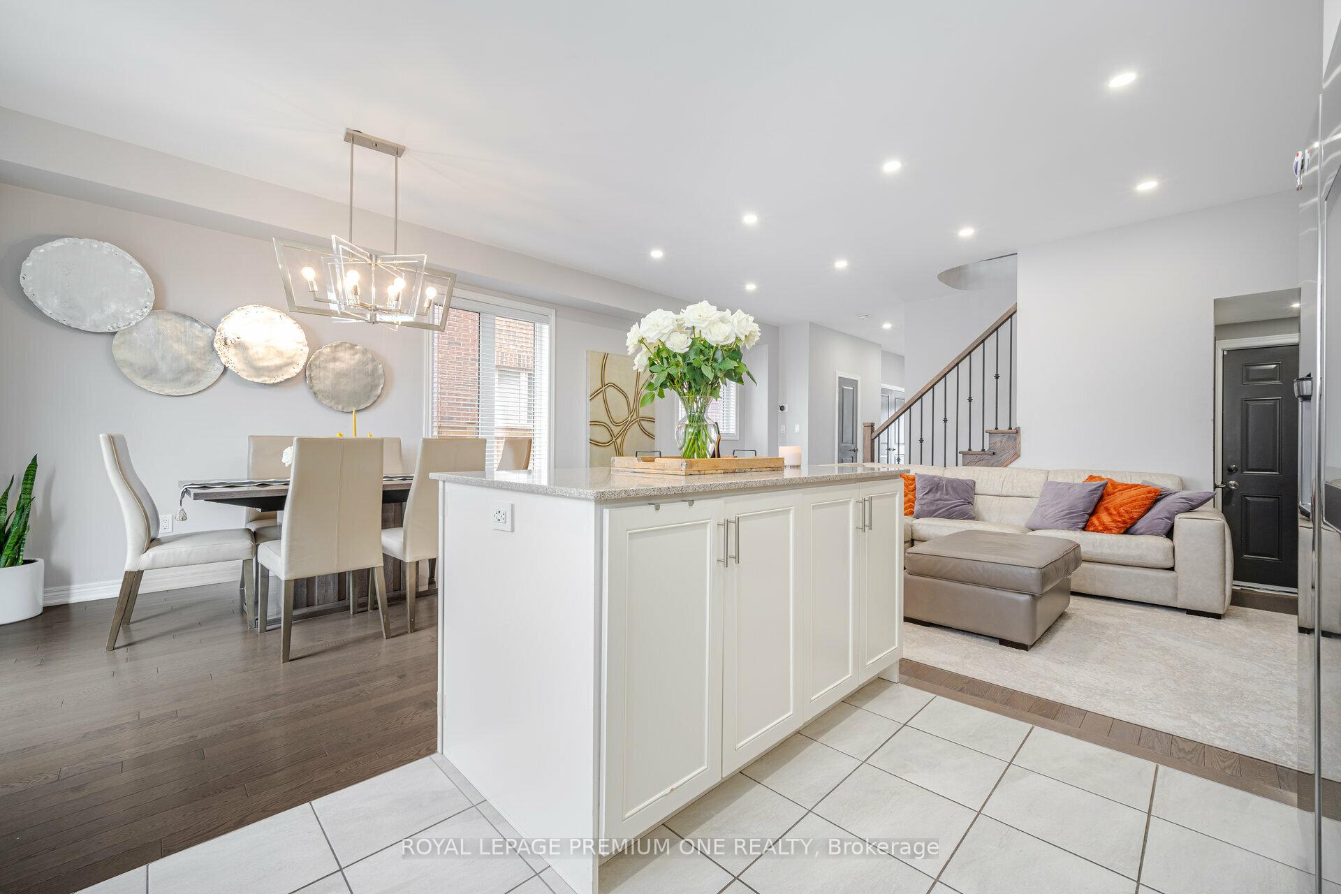 Photo 12 of 110 Morra Avenue, Caledon, Bolton East — HOMEH